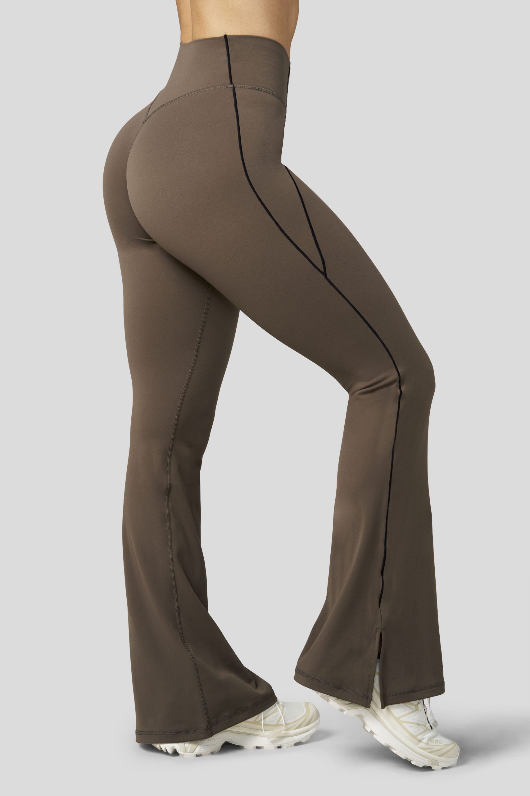 W2085 - Elevate Flare legging (Short) - Image 5
