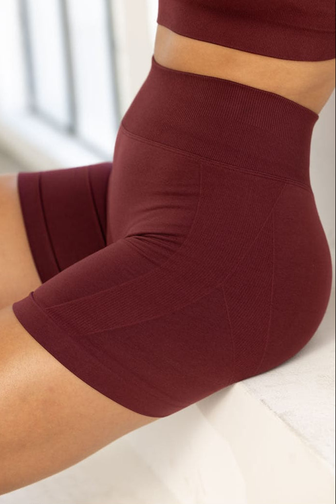 W148 - Curve Hourglass Seamless Short - Image 7