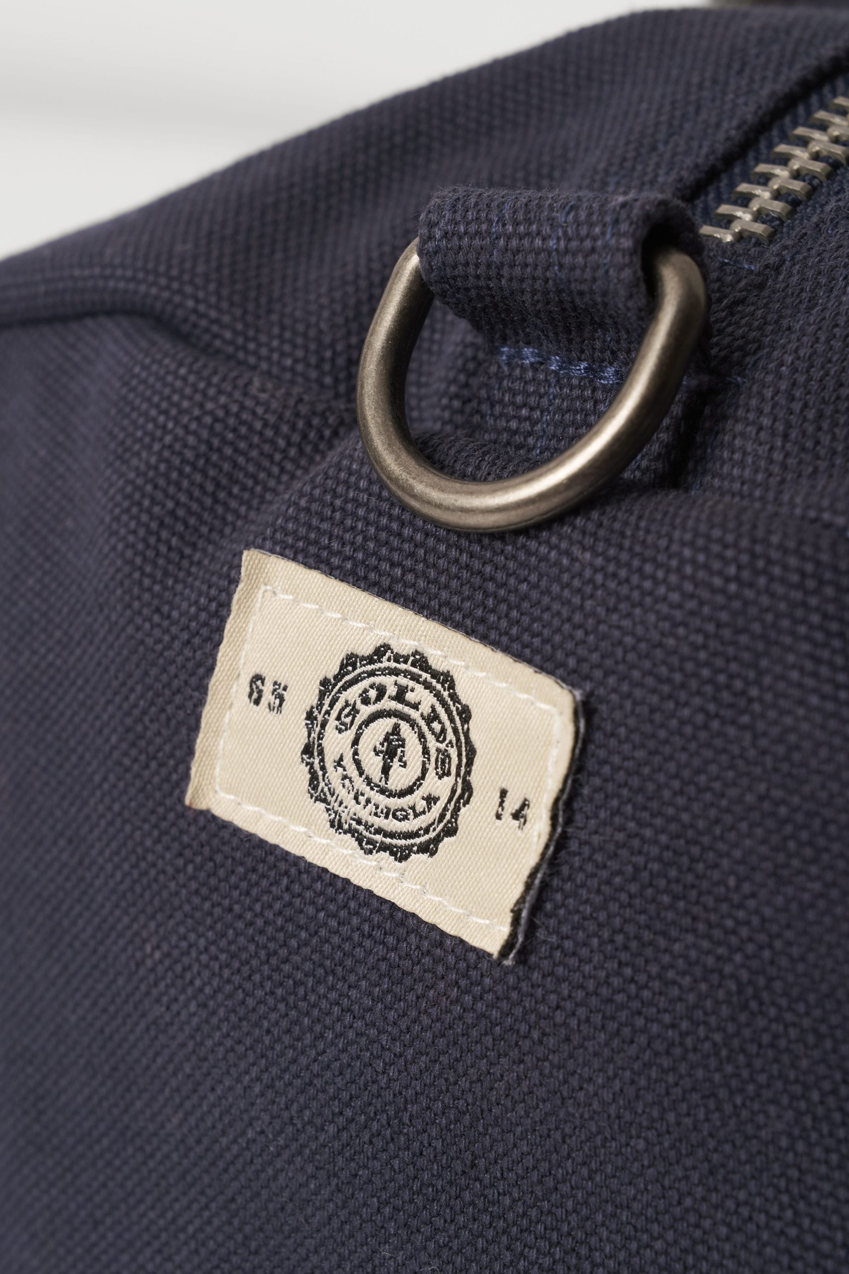 9045 - Gold's Iron Legacy Canvas Bags - Image 7