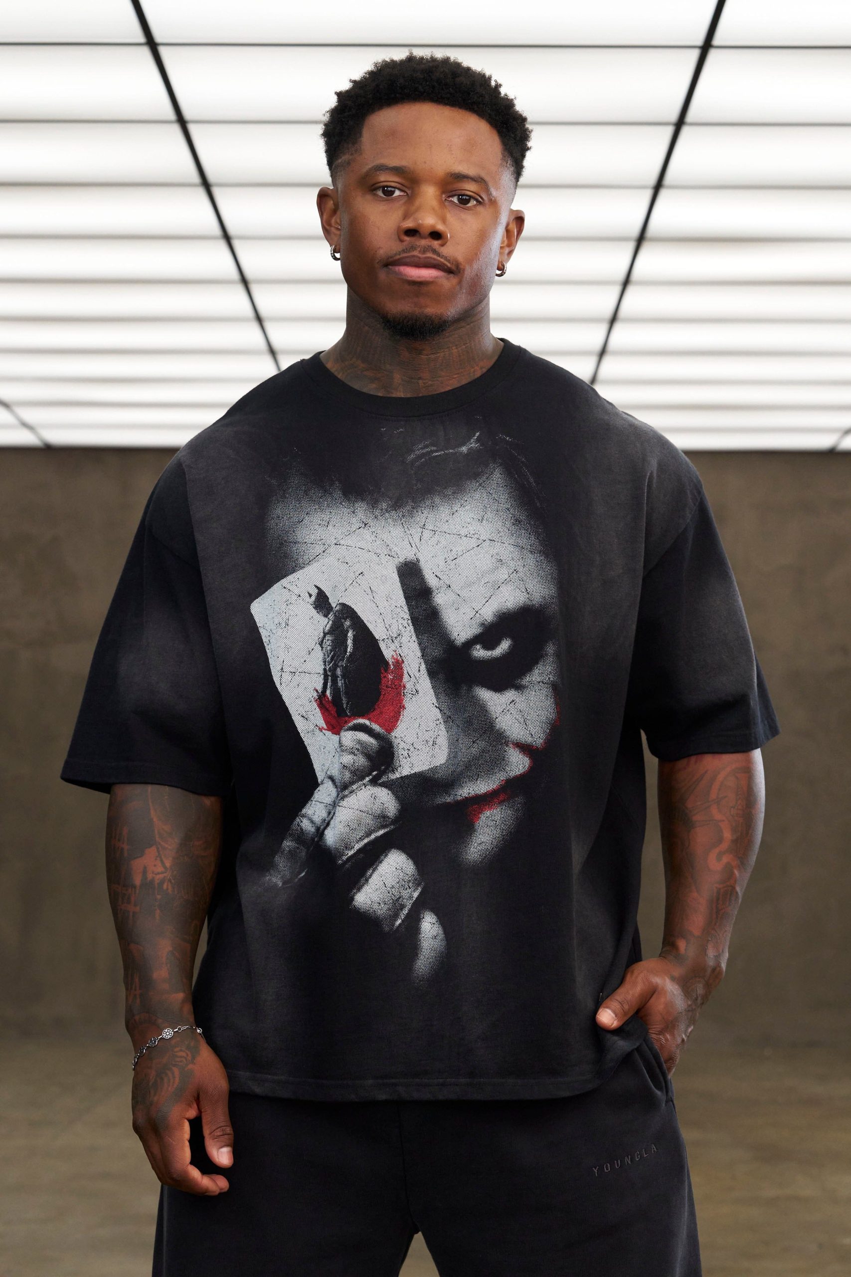 4254 - Batman Shadow Tees